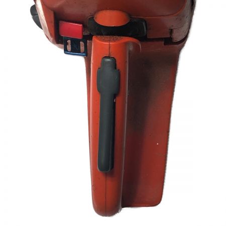  Husqvarna ハスクバーナ チェーンソー　本体のみ 動作OK 不明 オレンジ