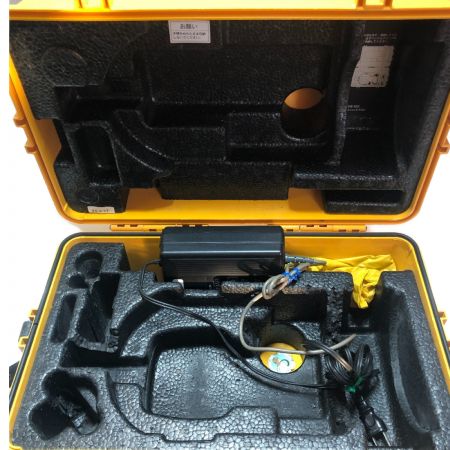  TOPCON トータルステーション 充電池・充電器・ケース付 CS-102F