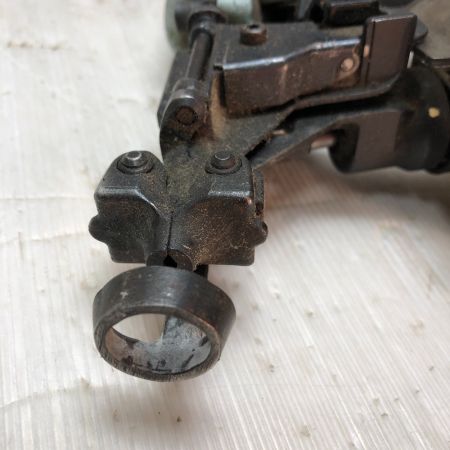  HITACHI 日立 エア釘打ち 常圧 50ｍｍ  NV50AG 黄緑