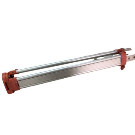  SOKKISHA レーザー墨出し器　レーザー機器　レーザーレベラー LP3A レッド