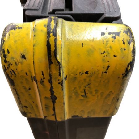  BOSCH ボッシュ ジグソー 充電器・充電池1個・ケース付 18v GST18V