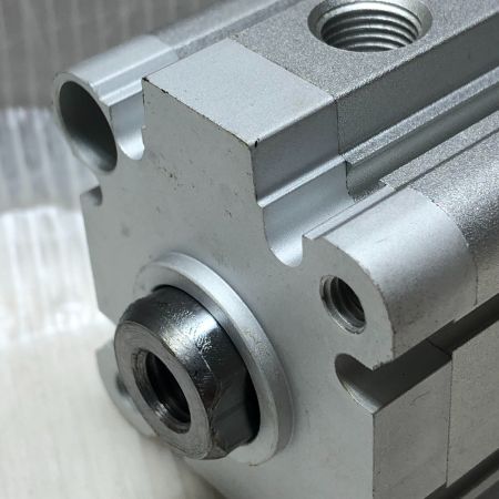  SMC コンパクトエアシリンダ CQ2シリーズ ボア：32mm ストローク：25mm CDQ2B32TF-25DZ グレー