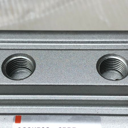  SMC コンパクトエアシリンダ CQ2シリーズ ボア：32mm ストローク：25mm CDQ2B32TF-25DZ グレー