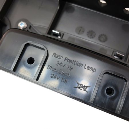  ICL いすゞLEDコンビテールランプ 角型