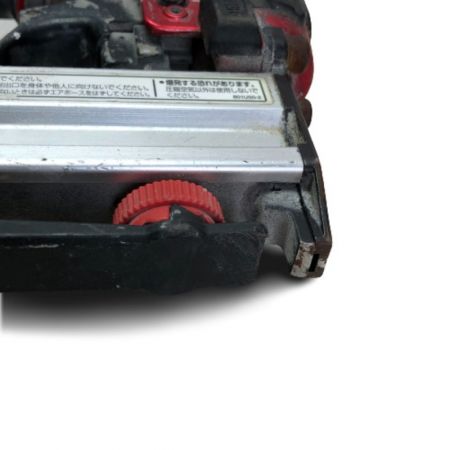  MAKITA マキタ エアタッカ　エアツール　本体のみ AT425HE レッド