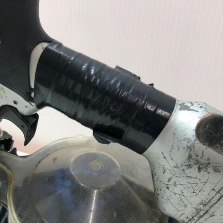 MAKITA マキタ エア釘打ち AN901 グレー