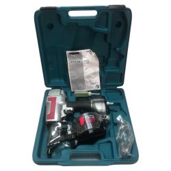 ◇◇ MAKITA マキタ エア釘打ち 常圧 65ｍｍ ケース付 AN611 ライトグレー Bランク