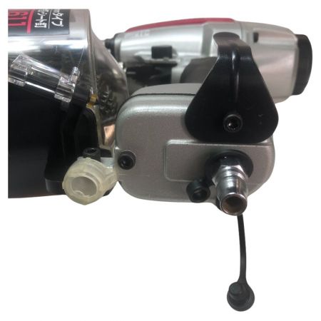  MAKITA マキタ エア釘打ち 常圧 65ｍｍ ケース付 AN611 ライトグレー