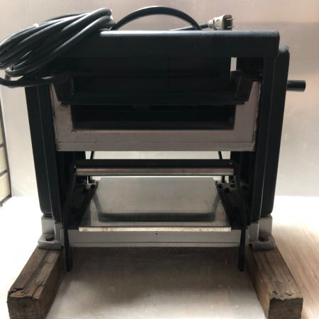  RYOBI リョービ 電動カンナ 本体のみ コード式 100v AP-10N ブラック