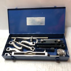 ◇◇ TOYOTA MOTOR ユニバーサルプーラー 付属品完備 特殊工具 ツール カーメンテナンス 自動車整備機械工具 09950-20017 ネイビー Cランク