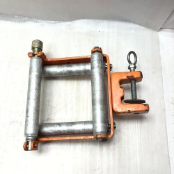 ◇◇ IKURA SEIKI CO.,LTD. 育良精機 四面コロ ISH-110 オレンジ Cランク