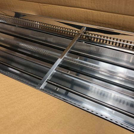 八光電機 天吊り遠赤外線ストーブ 付属品完備 電動工具 HIE3746 シルバー
