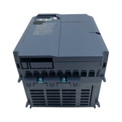 ◇◇ fuji erectric インバータ 付属品完備 工具関連用品 FRN5.5C2S-2J Sランク