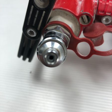  MAX マックス ねじ打ち機 ケース付 高圧 HV-R41G2 レッド