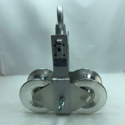 ◇◇ IKURA SEIKI CO.,LTD. 育良精機 シーソー金車 工具関連用品 ISK-CB300 シルバー Aランク