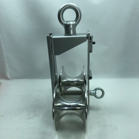  IKURA SEIKI CO.,LTD. 育良精機 シーソー金車 工具関連用品 ISK-CB300 シルバー