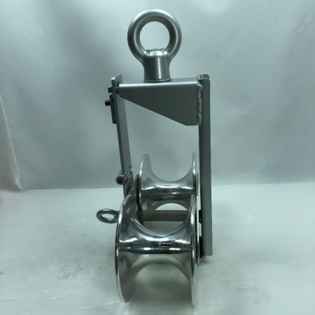  IKURA SEIKI CO.,LTD. 育良精機 シーソー金車 工具関連用品 ISK-CB300 シルバー