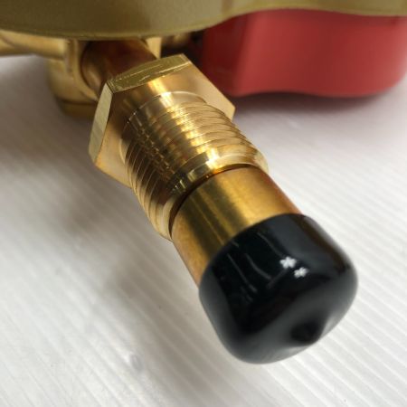  小池酸素工業株式会社 セフティーゴールド 溶断器用圧力調整器 2点セット SGV-1/SGV-2 ゴールド