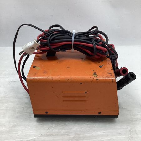  CELLSTAR セルスター バッテリー充電器 本体のみ コード式 CC-1100DX オレンジ