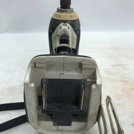  MAKITA マキタ インパクトドライバ 充電器・充電池2個・ケース付 外蓋欠品 TD133D ホワイト