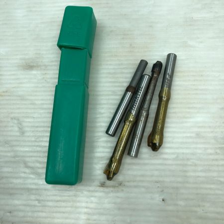  MAKITA マキタ トリマー 電動工具 充電器・充電池1個付 コードレス式 RT50D ブルー