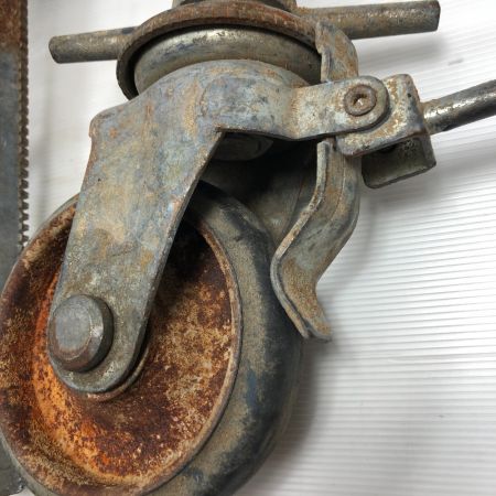   工具関連用品 足場キャスター ４本セット グレー