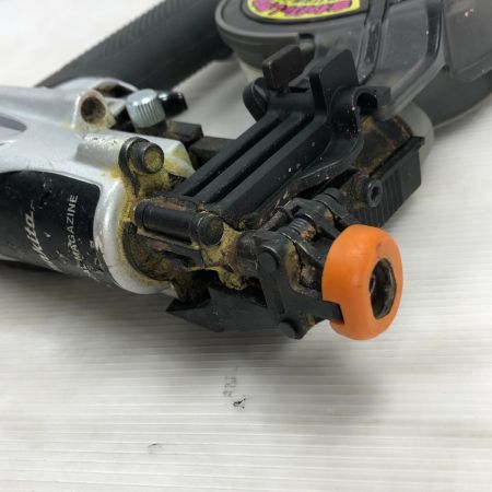  MAKITA マキタ エアツール エア釘打ち 工具 本体のみ 常圧 AR411R ブルー