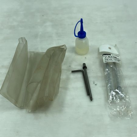  MAKITA マキタ エアツール エア釘打ち 工具 本体のみ 常圧 AR411R ブルー