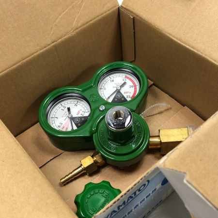  YAMATO 工具関連用品 溶接用圧力調整器 YR-70 グリーン