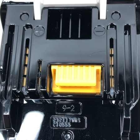  MAKITA マキタ 電動工具 バッテリー ３個セット BL1860B ブラック