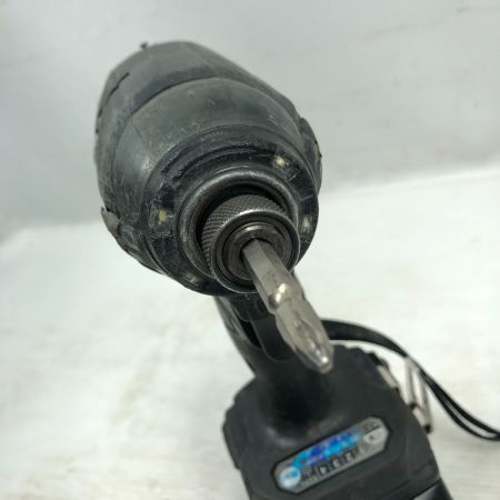  MAKITA マキタ 締め付け工具 インパクトドライバ 充電器・充電池2個・ケース付 コードレス式 40v TD002G ブラック