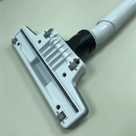  MAKITA マキタ 工具関連用品 充電式クリーナー 本体のみ コードレス式 使用感有 CL286FD ホワイト