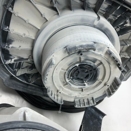  MAKITA マキタ 工具 その他 集塵機 ホース付 コード式 483 ブルー