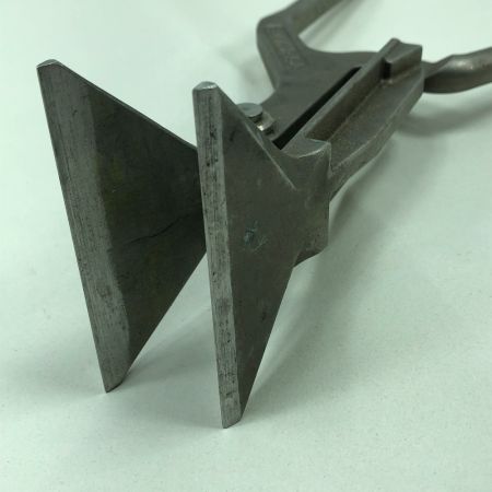  東北エスパル 工具 ヤチ平ツカミ グレー