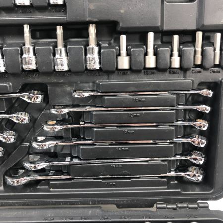  DEWALT 工具関連用品 メカニックツールセット 程度B 本体のみ ブラック