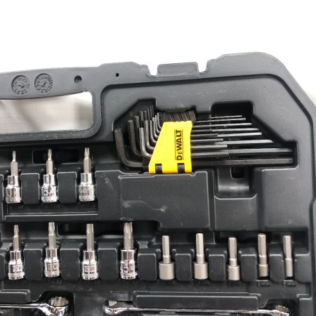  DEWALT 工具関連用品 メカニックツールセット 程度B 本体のみ ブラック