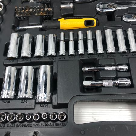  DEWALT 工具関連用品 メカニックツールセット 程度B 本体のみ ブラック