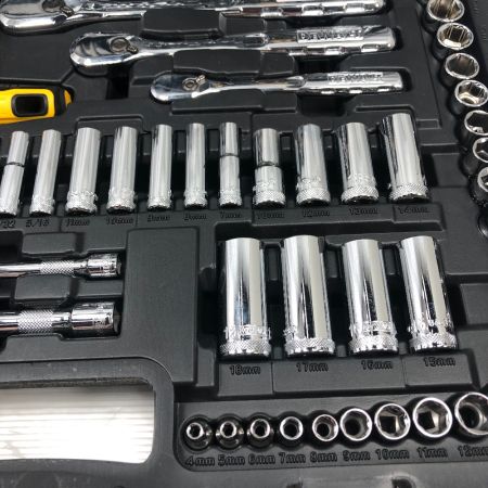  DEWALT 工具関連用品 メカニックツールセット 程度B 本体のみ ブラック