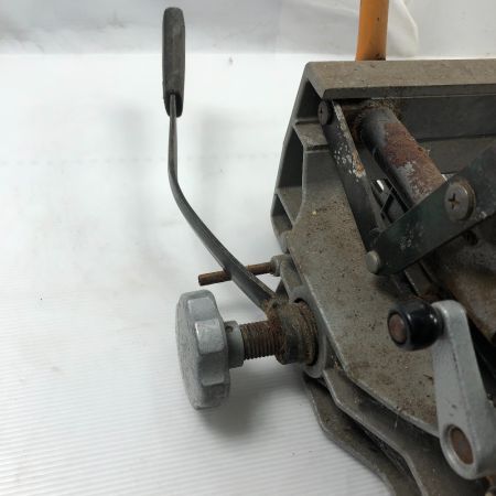  MAKITA マキタ 手動角のみ 100Ｖ 7303 オレンジ