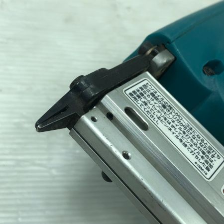  MAKITA マキタ 工具関連用品 充電式ピンタッカ 本体のみ コードレス式 18v PT351D ブルー
