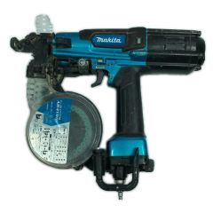 MAKITA マキタ 41mm 高圧 エアビス打ち機 AR411HR スカイブルー Cランク