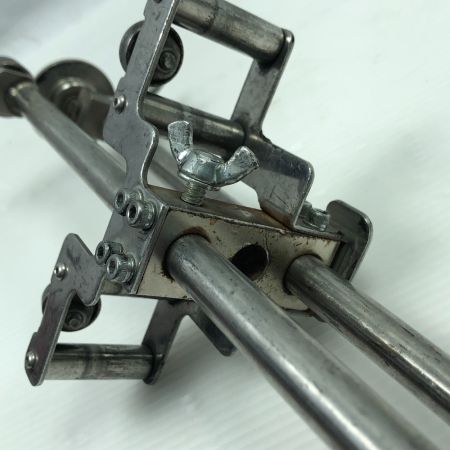  東北エスパル 工具関連用品 ロールバッタ シルバー