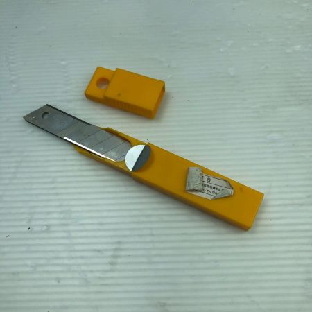  HiKOKI ハイコーキ 工具関連用品 コードレスナイフカッタ 充電器・充電池1個・ケース付 コードレス式 CK14DSAL グリーン