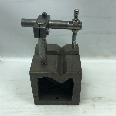   工具関連用品 桝形V溝付きブロック グレー