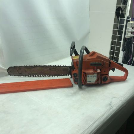  Husqvarna ハスクバーナ 切断工具 チェーンソー 本体のみ 2サイクル 242XP オレンジ