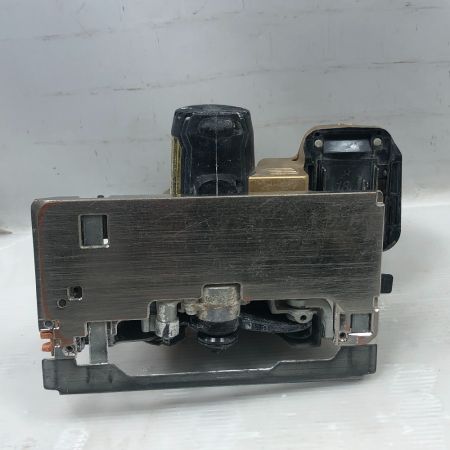  MAKITA マキタ 工具関連用品 充電式丸ノコ 本体のみ コードレス式 HS471D ゴールド