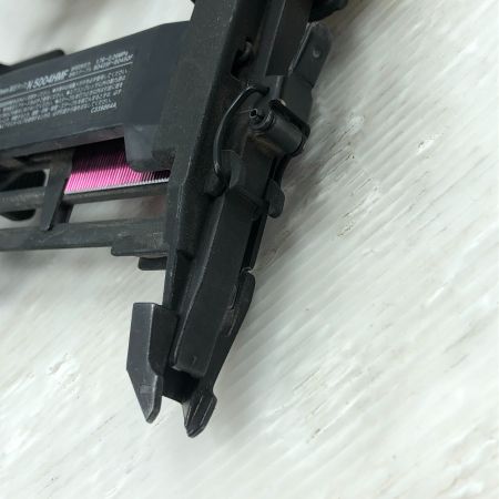  HITACHI 日立 工具 エアツール エアタッカ 本体のみ 高圧 N5004HMF ゴールド