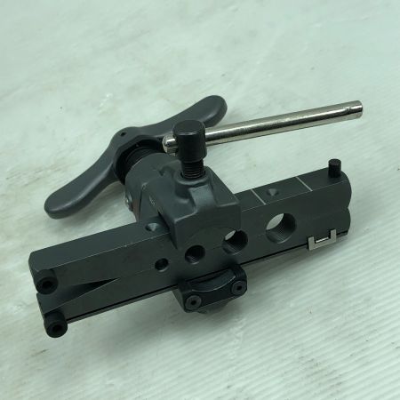  BBKテクノロジーズ 工具関連用品 フレアツール 700-DPC