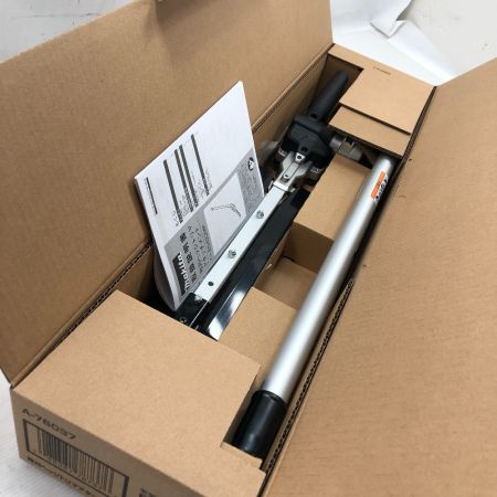  MAKITA マキタ 工具関連用品 畦刈ヘッジトリマアタッチメント EN423MP 未使用品(S) 本体のみ A-76037