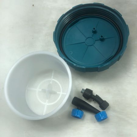  MAKITA マキタ 充電式噴霧器 15L 程度A MUS157DZ ブルー